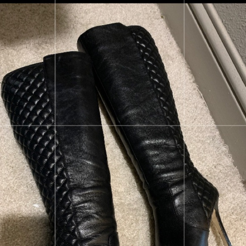 Boots - Picture 2 of 5